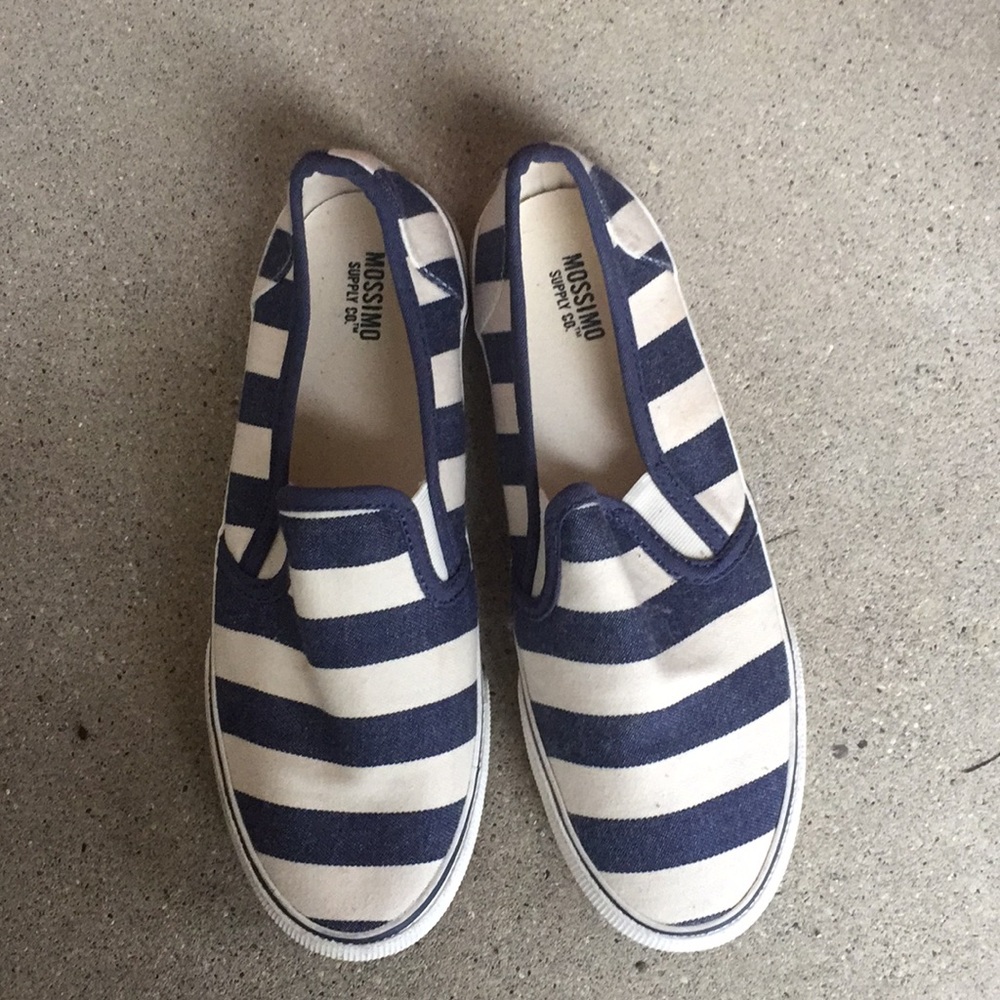 Modismo navy striped shoes